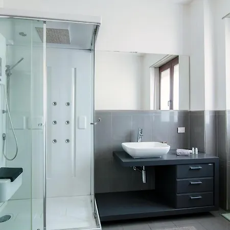 Lake View - Downtown Апартаменты Комо