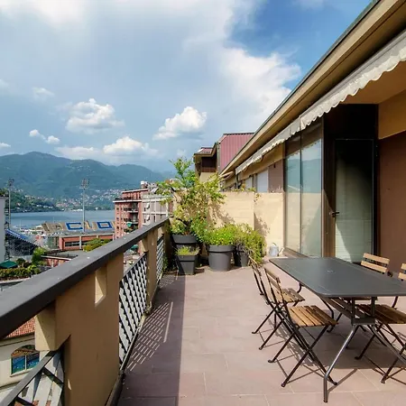 Lake View - Downtown * コモ